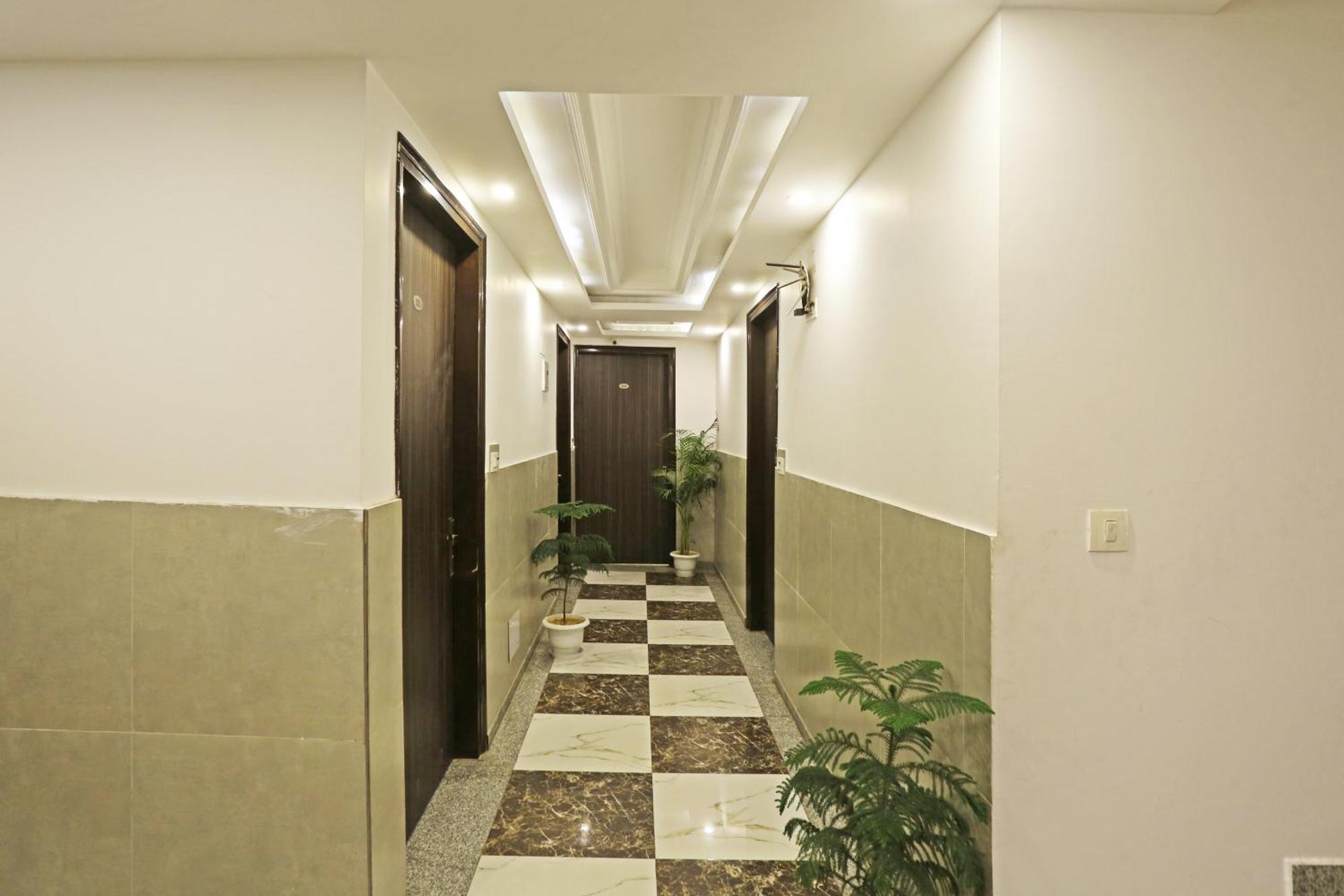 Hotel The Almora By Rs Global Near By Delhi International Airport With - Free Airport Drop ニューデリー エクステリア 写真