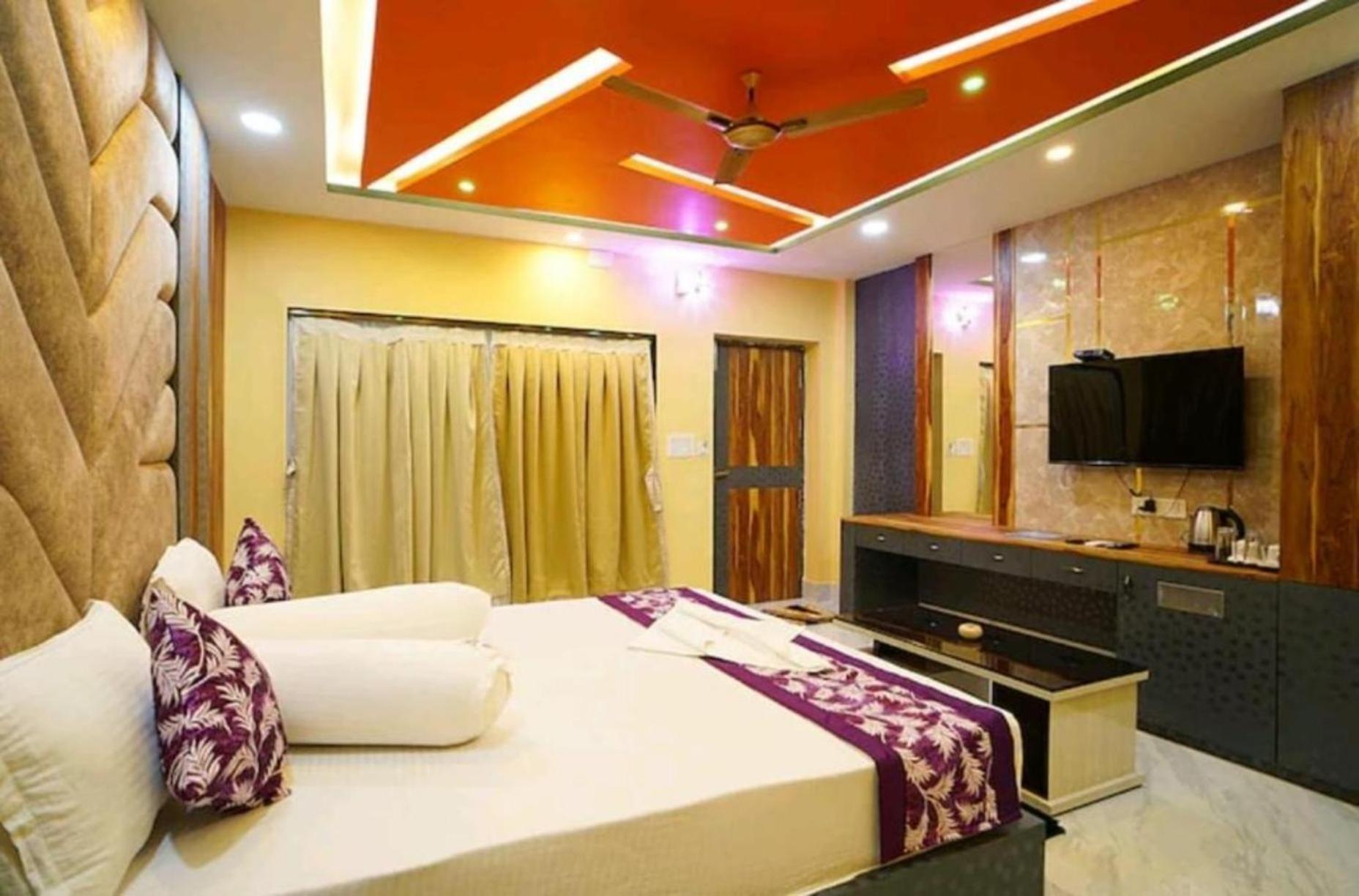 Hotel The Almora By Rs Global Near By Delhi International Airport With - Free Airport Drop ニューデリー エクステリア 写真